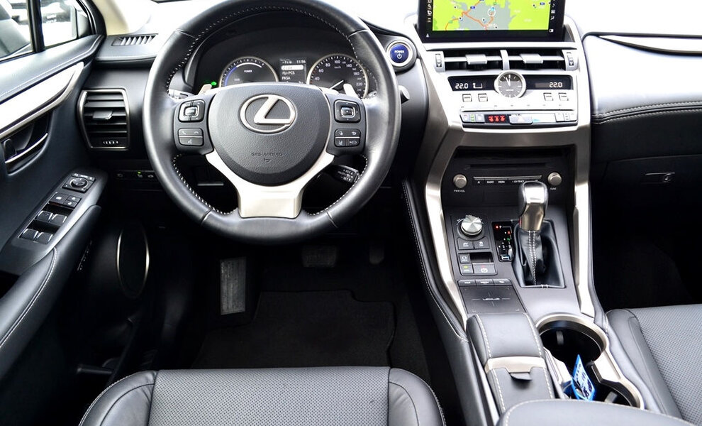 Lexus NX300h Executiv - Image 5