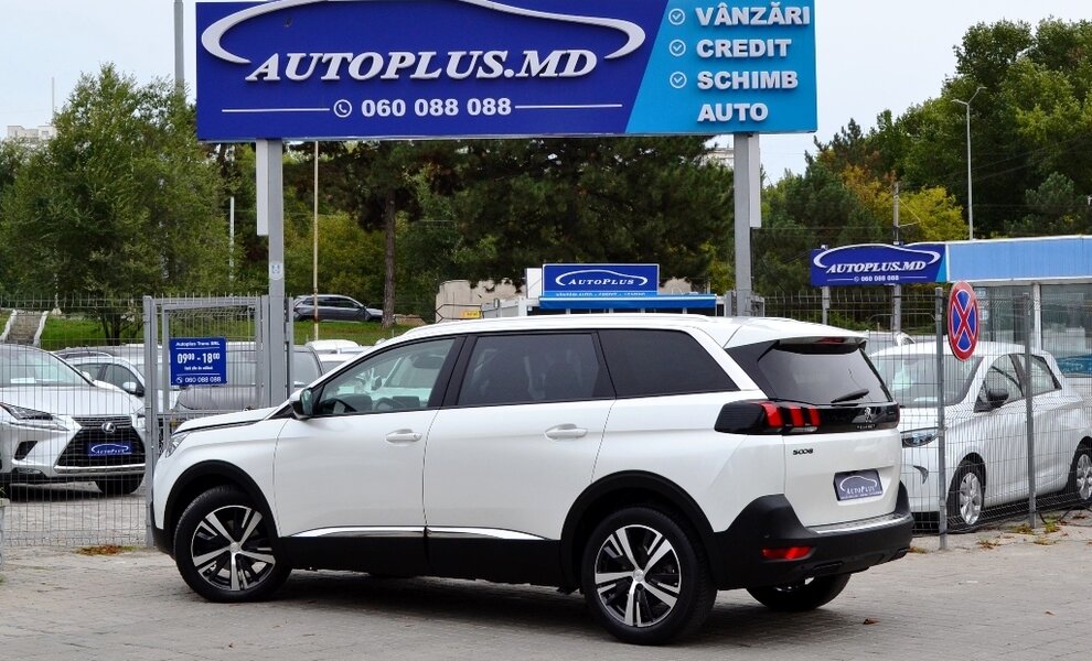 Peugeot 5008 Allure - Image 4