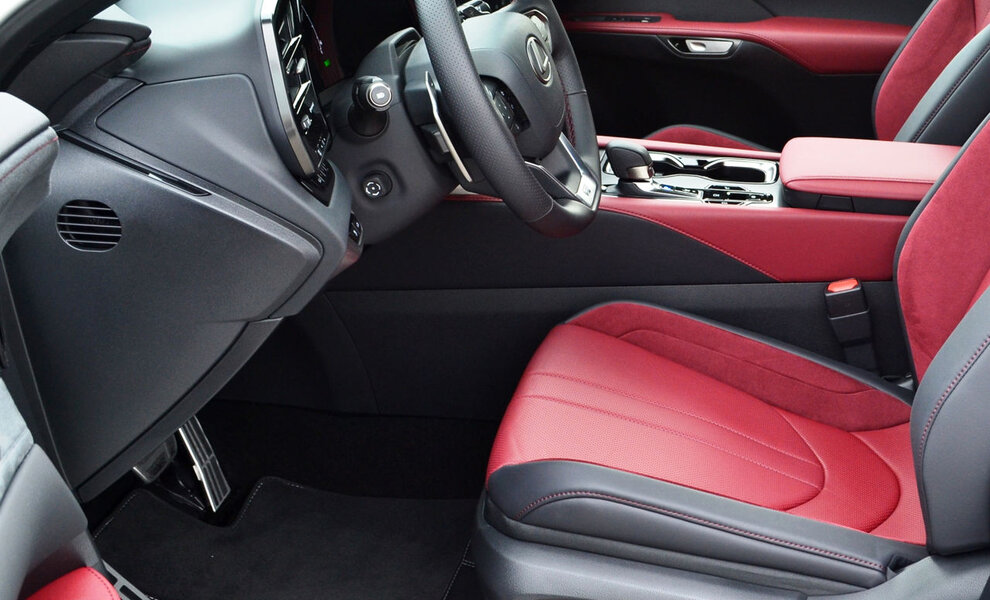 Lexus RX500h direct4 F-Sport PERFORMANCE - Image 11