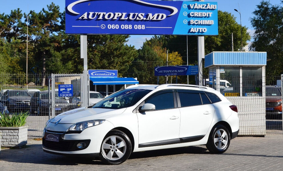 Renault Megane 2013 - Image 1