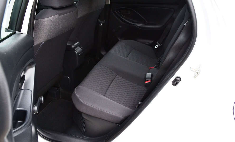 Toyota Yaris Hybrid - Image 11